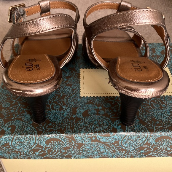 Sofft Women’s Nydia Heels Leather Dress Shoes  Size USA 8 - Picture 9 of 12